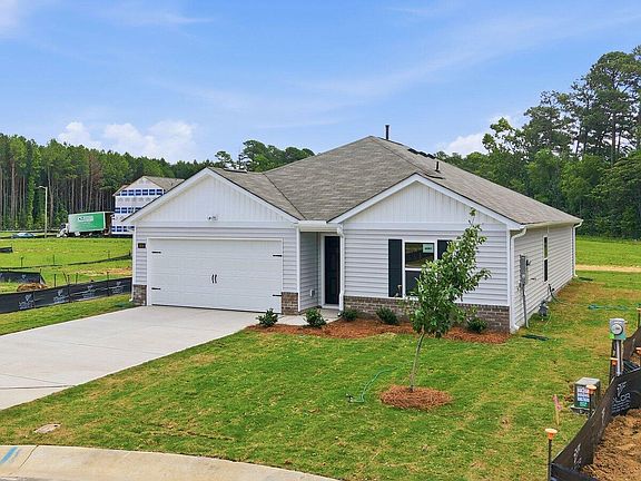 3rd image of 3604 Huntsmoor Lane NW