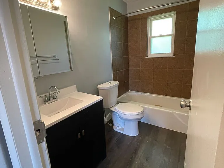 Bexvie Village Townhomes — Photo 21