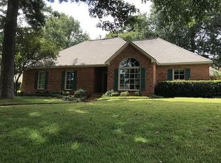 215 Northbay Dr, Madison, MS