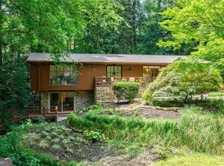 1860 Meredith Dr NW, Atlanta, GA 30318