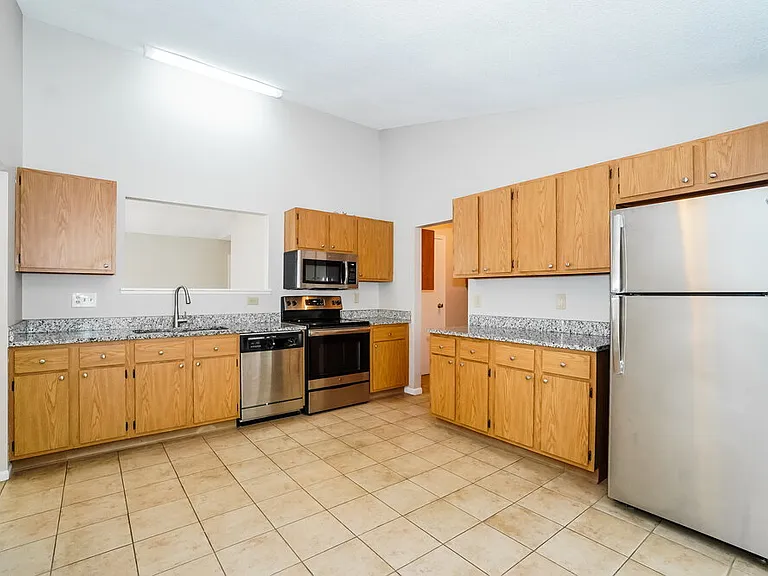 5975 Cape Coral Ln — Photo 10
