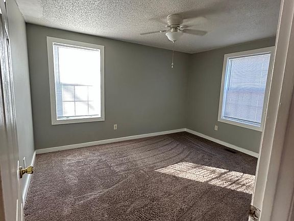 4th image of 807 N Buckoak St