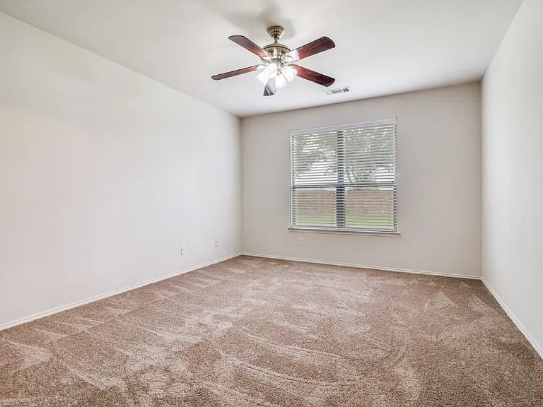 3646 Hawthorne Trl — Photo 13