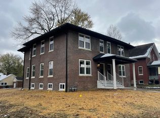 712 E D St, Belleville, IL