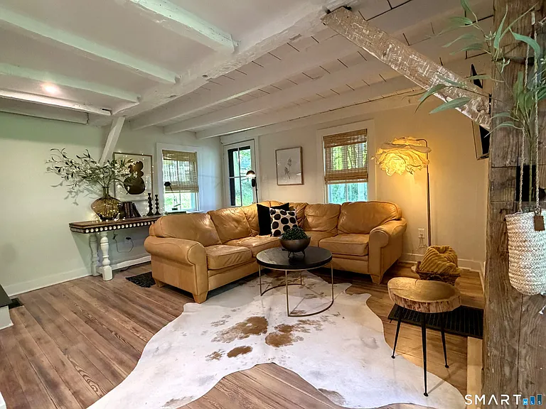 25 E Shore Rd — Photo 8
