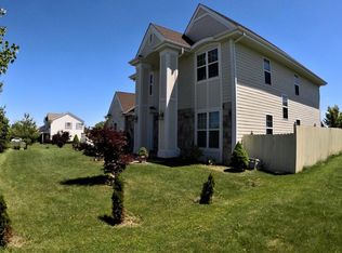 8325 S Benjamin Dr, Oak Creek, WI 53154