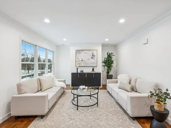 161 Myrtle Ave, Millburn, NJ 07041