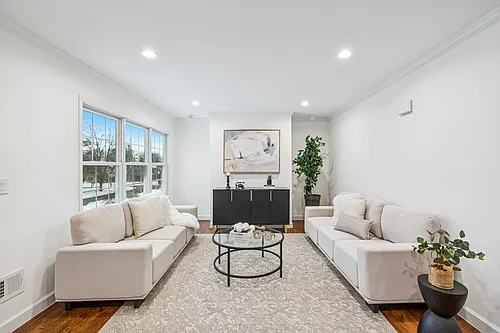 161 Myrtle Ave Photo 1