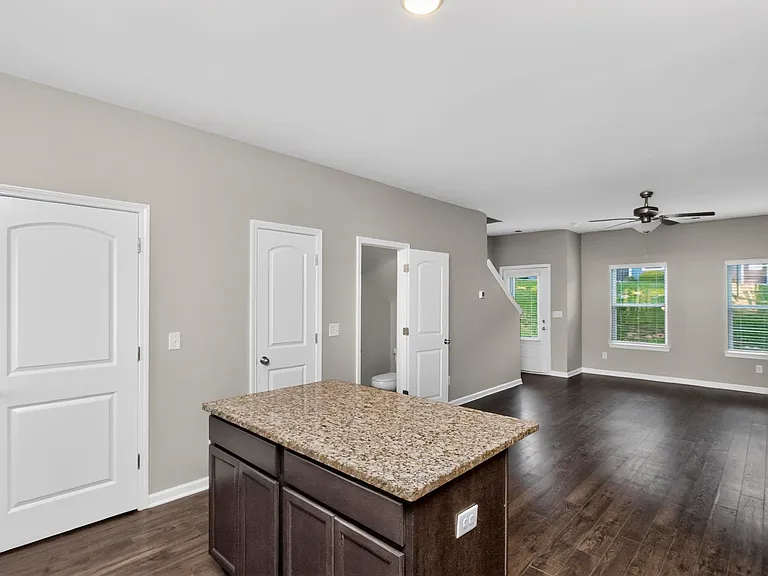 1017 Glen Marcus Dr — Photo 16