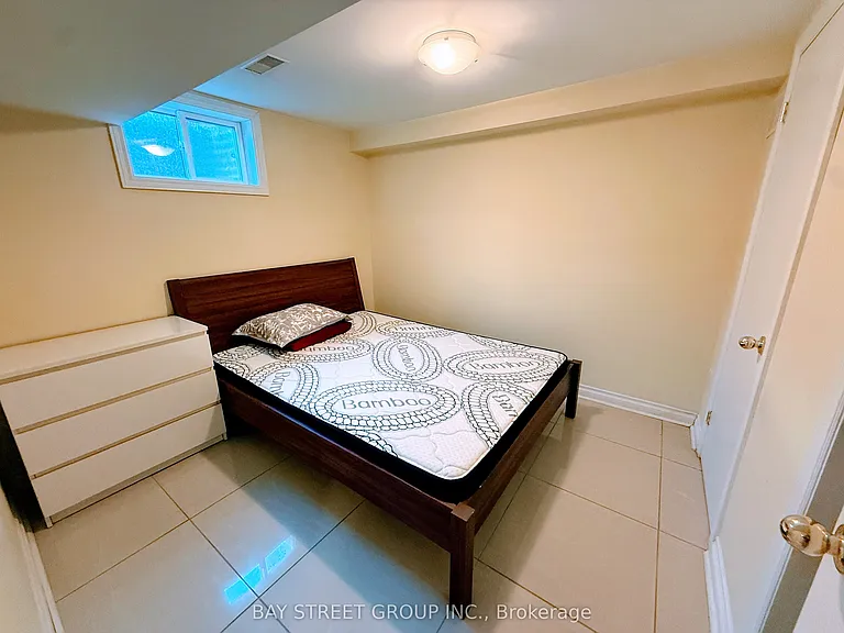 489 Fergo Ave — Photo 18