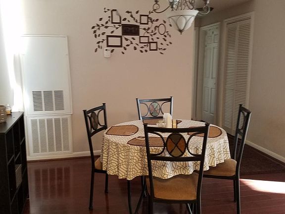 5th image of 2255 Braeswood Park Dr APT 242