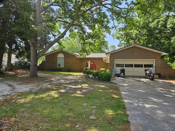 602 Gloria St, Adel, GA 31620