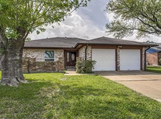 10730 Sagebluff Dr, Houston, TX 77089