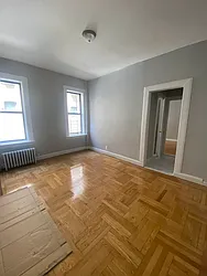 Rented by City Prime Commercial Realty 