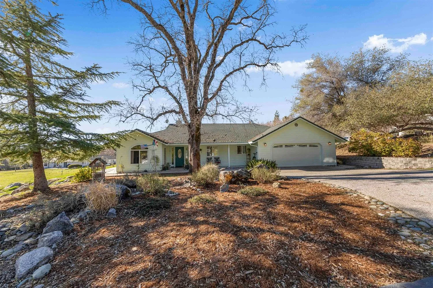 13777 Gold Country Dr photo 1