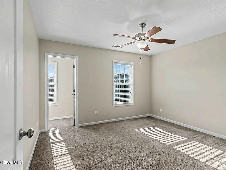 177 Glen Cannon Dr — Photo 15