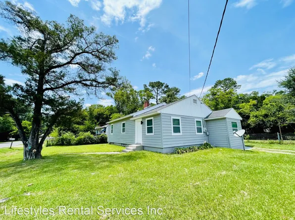 3505 Poinsetta St, Jacksonville, FL 32254