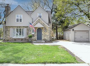 8641 W Bluemound Rd, Wauwatosa, WI 53226