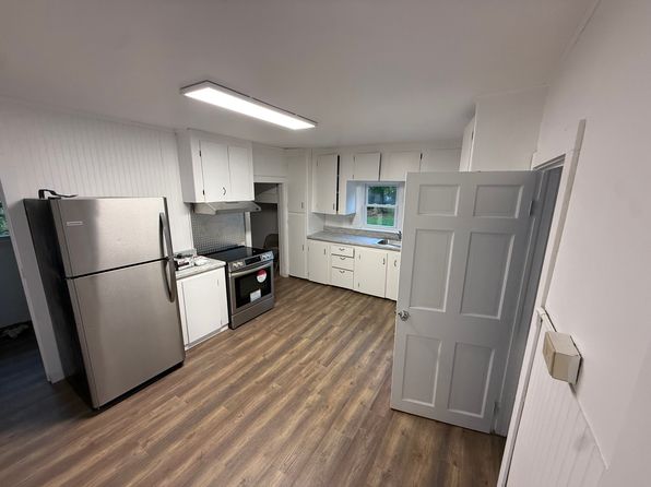 88 Middleline Rd APT 1