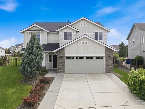 949 N Synergy Ln, Eagle, ID 83616