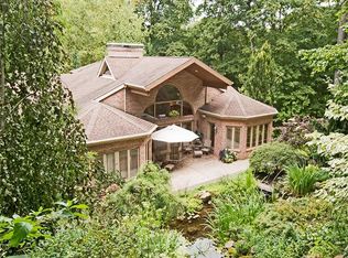 140 Valley View Rd, Eighty Four, PA 15330