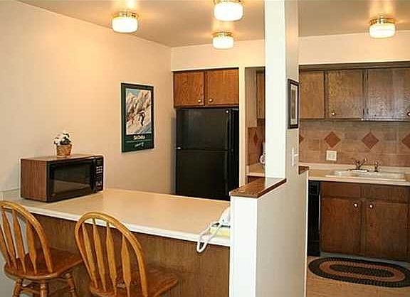 4th image of 1660 Three Kings Dr