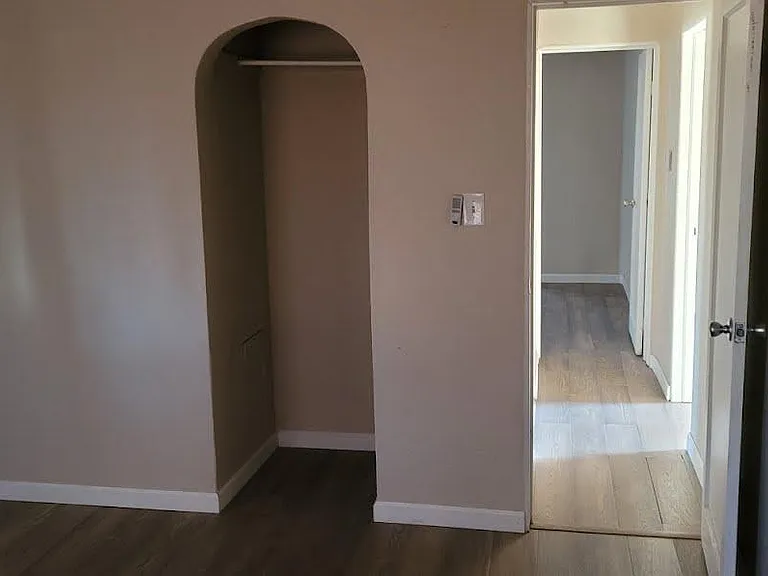 708 Brown Ave — Photo 8