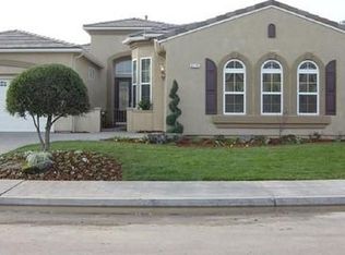 8575 N Paula Ave, Fresno, CA 93720
