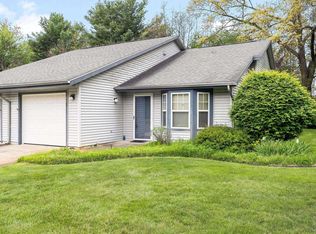 1657 Pine Ridge Ct, Elkhart, IN 46514