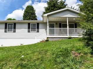 950 Poplar St, Saint Albans, WV 25177