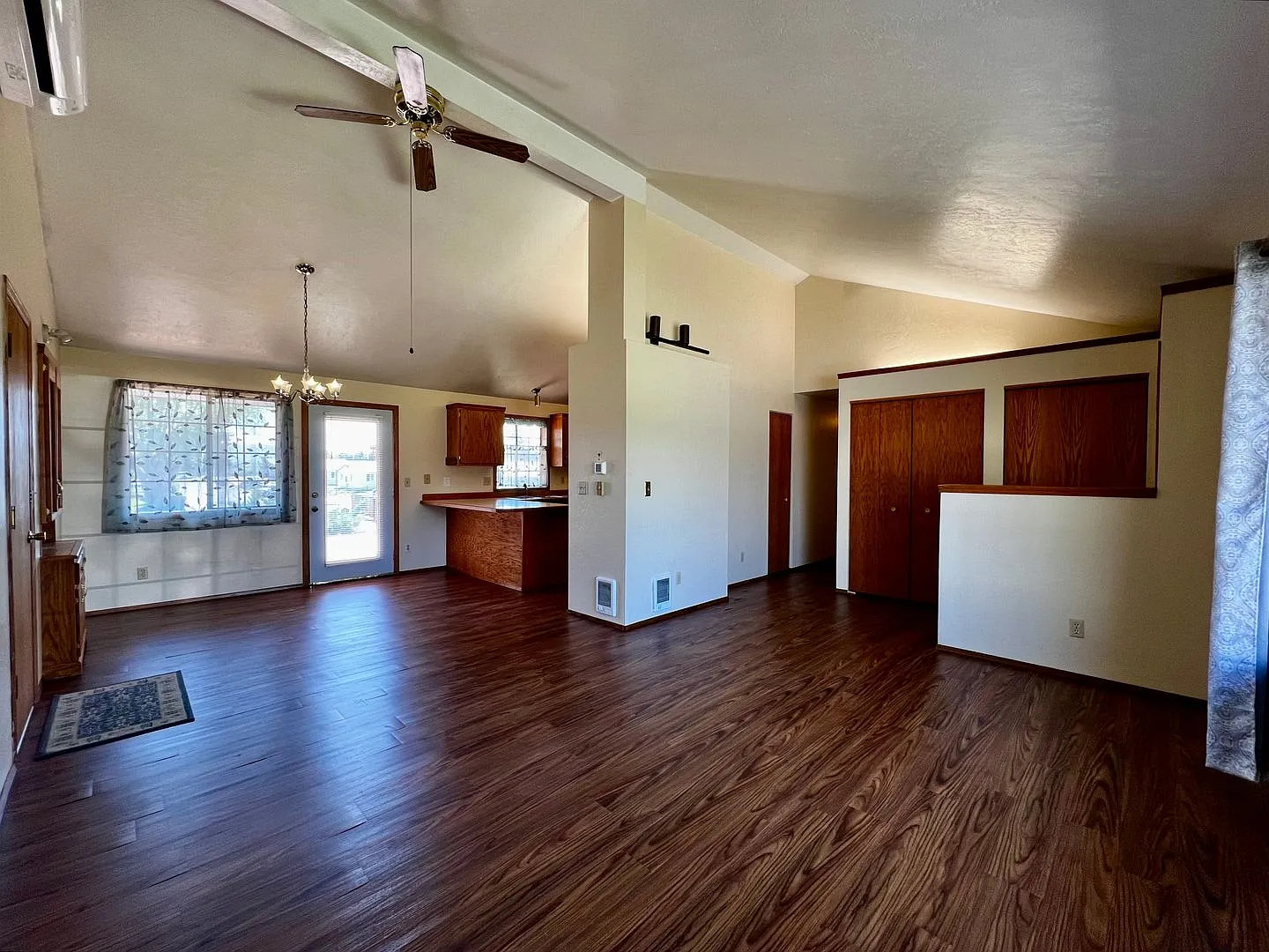 Move in special - $150 off first month's rent! — Photo 4