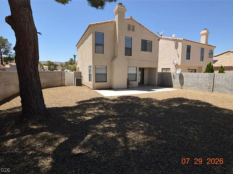 2836 Swallow Point Cir — Photo 19