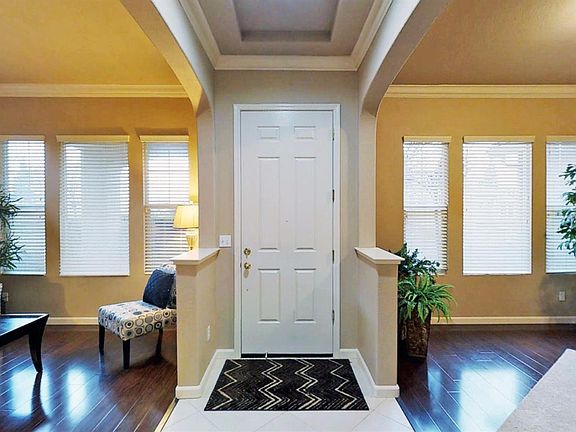 2nd image of 1656 Soledad Dr
