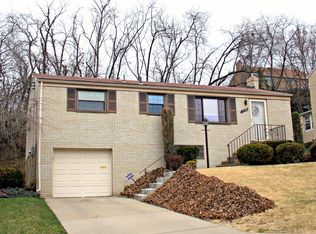 3530 Valewood Dr, Homestead, PA 15120