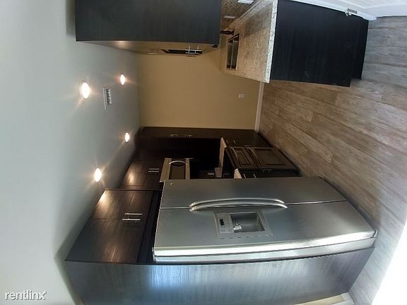 2nd image of 5405 N La Canada Dr