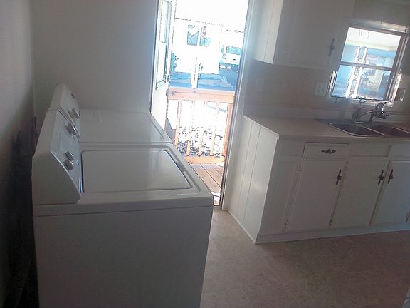 5th image of 1600 S San Jacinto Ave Spc 133