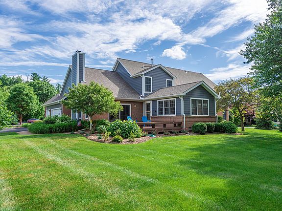 3rd image of 71 Gunther Ct