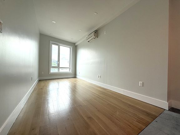 4th image of 1251 Bedford Ave #6C