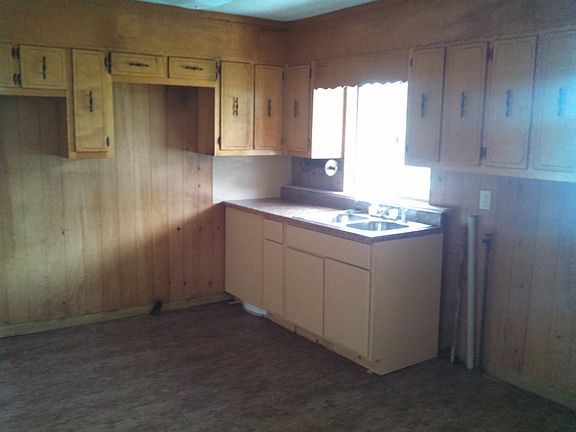 4th image of 960 N Orchard Knob Ave