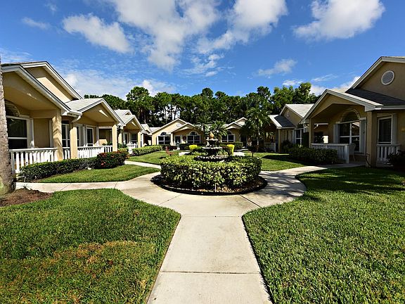5th image of 1101 NW Lombardy Dr