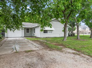 1313 James St, Rosenberg, TX 77471