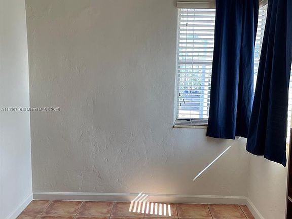 3rd image of 900 Jefferson Ave #16S