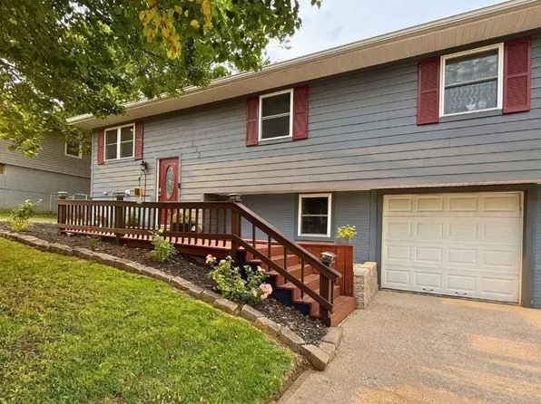 633 Valley Hill Dr, Knob Noster, MO 65336