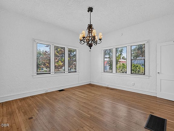 26th image of 27 Ormond Shores Dr