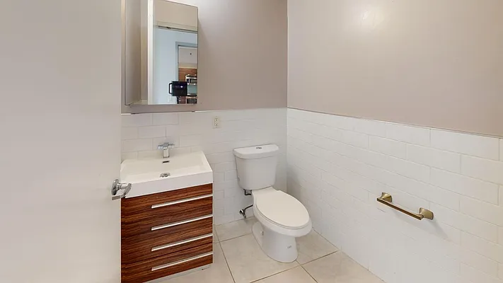 Rented by Bond New York | media 30