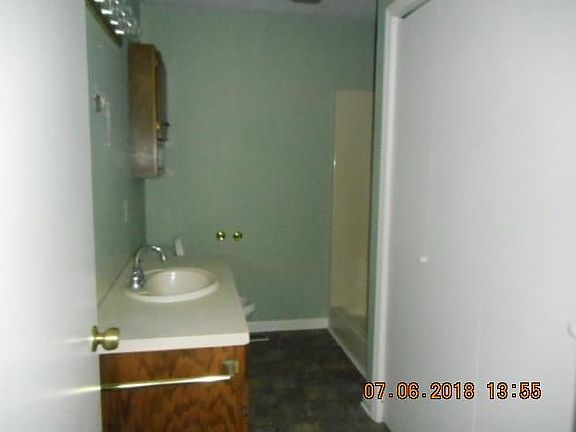 5th image of 2859 Wendell St