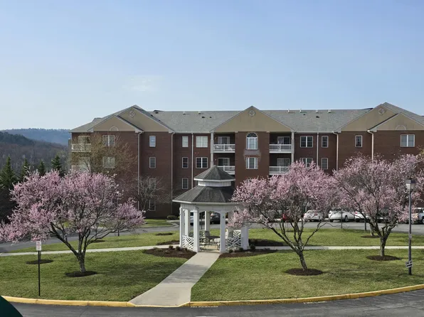 4444 Pheasant Ridge Rd APT 201, Roanoke, VA 24014