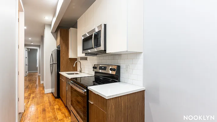 Rented by Nooklyn NYC LLC | media 7