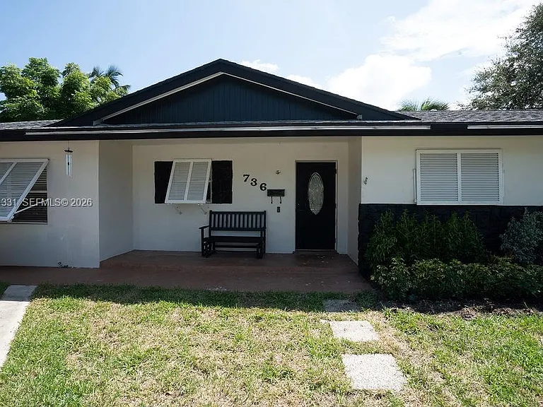 736 Prosperity Farms Rd — Photo 31