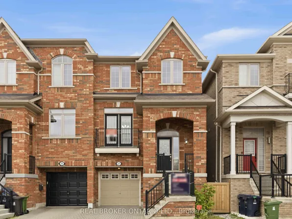 27 McCartney St, Toronto, ON M9M 0B8